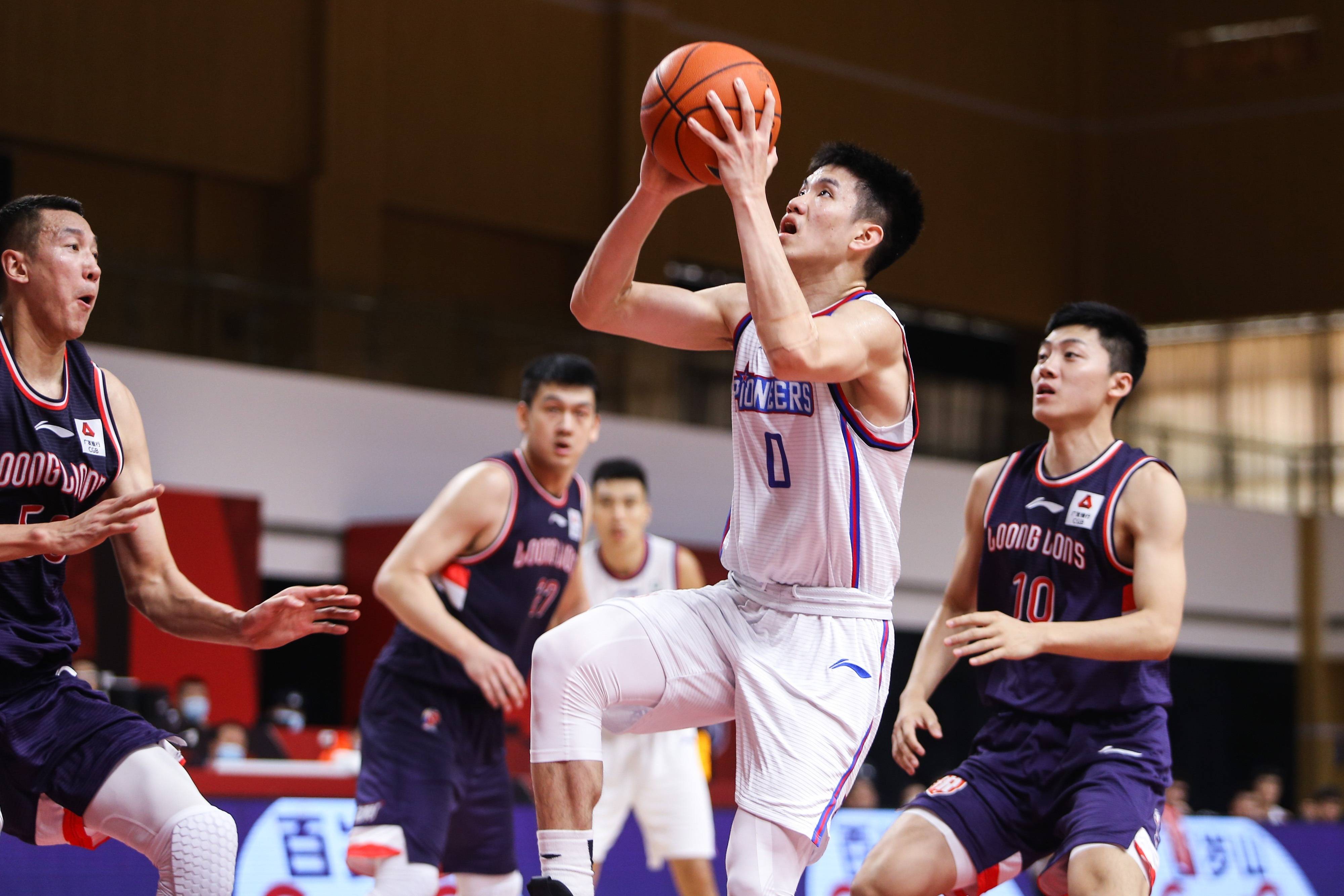 关于今晨体能课后，亚特兰大远射贴柱备战CBA季后赛，球迷炸锅，轮换策略成焦点的信息-开云app下载