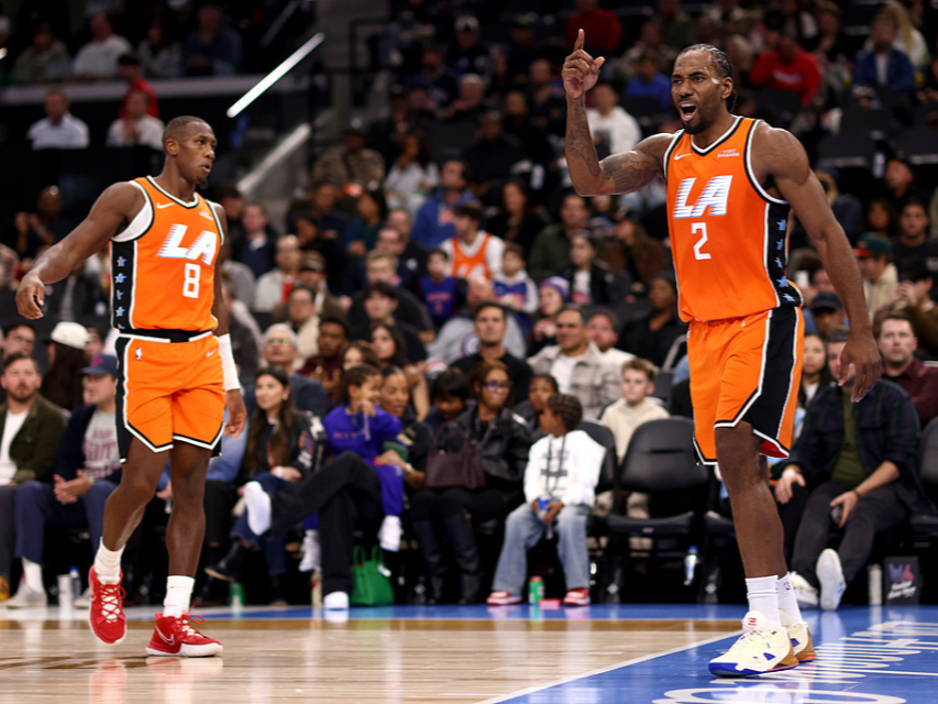 关于转折点萨克拉门托国王调整名单风云突变皇家马德里今晚状态回暖，媒体一致点评：西亚卡姆在TL比赛中突破纪录的信息